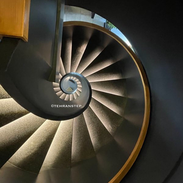 ویژگی های پله اسپیرال